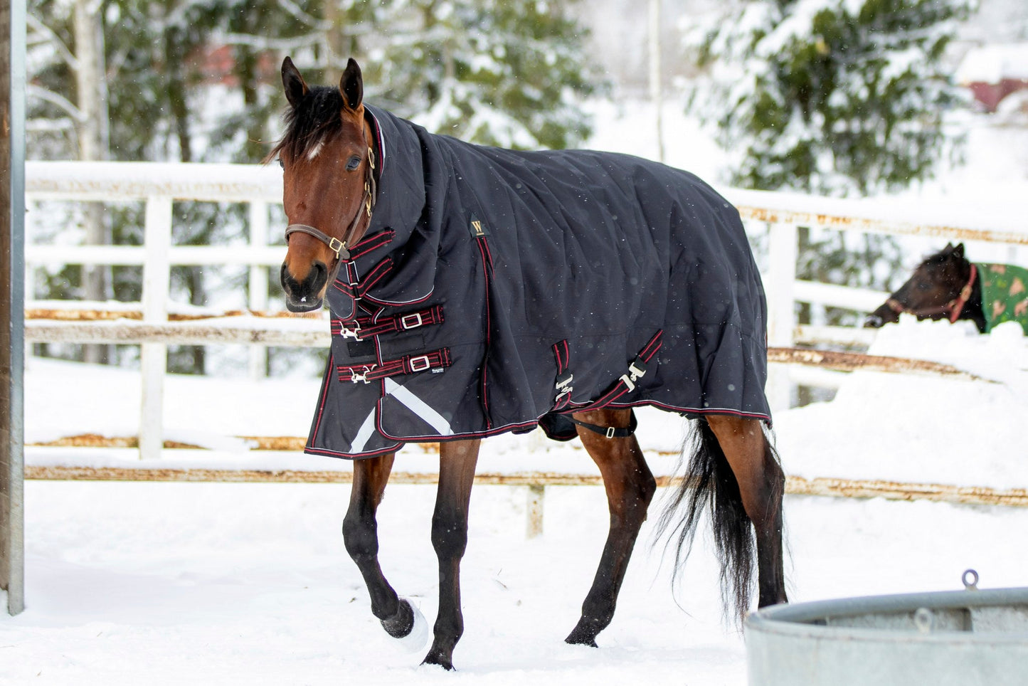 WAHLSTEN ULTIMATE 1200D+0G FULLNECK TURNOUT RUG, BLACK