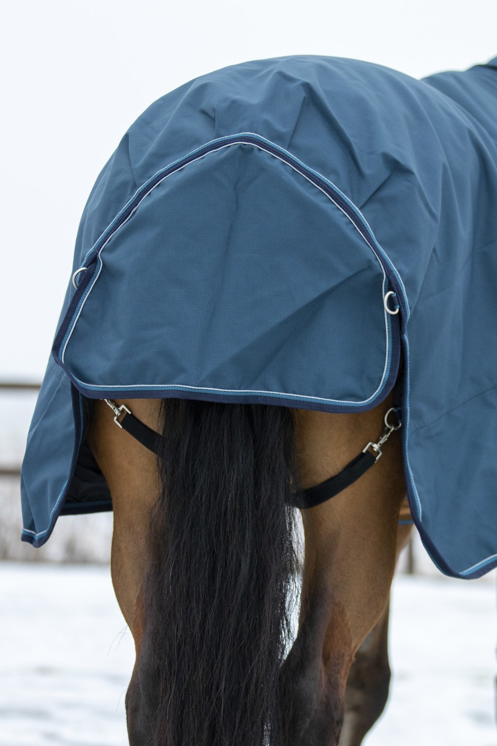 WAHLSTEN WATERFALL 1200D + 50G FULLNECK TURNOUT RUG, PETROL