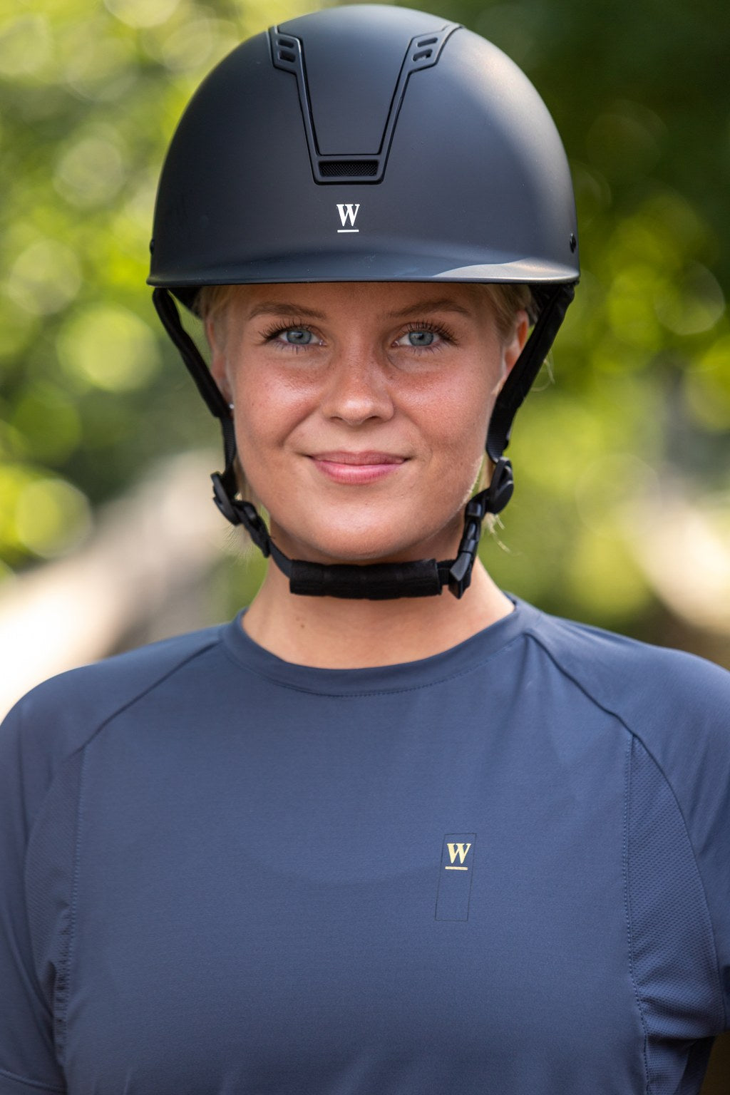 WAHLSTEN GRACE VG1 RIDING HELMET, BLACK