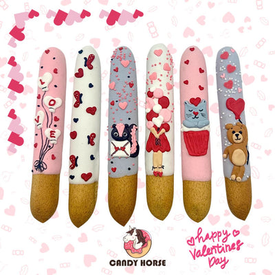 CANDY HORSE STICKS WITH ICING, THE VALENTINE'S DAY COLLECTION