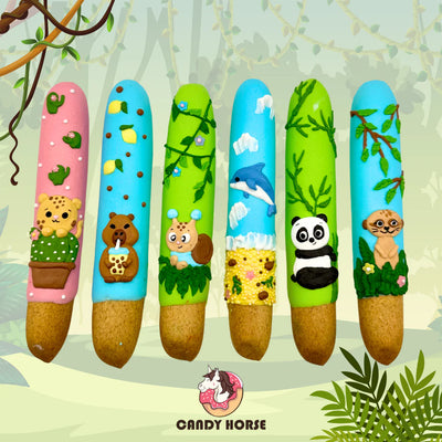 CANDY HORSE STICKS WITH ICING, JUNGLE COLLECTION