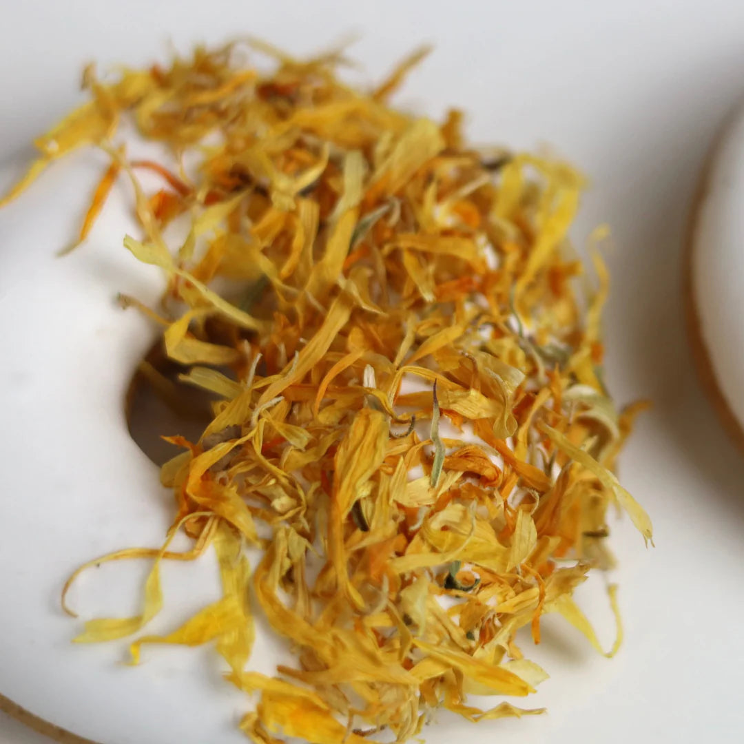 CANDY HORSE DONUTS, CALENDULA AND PARSLEY