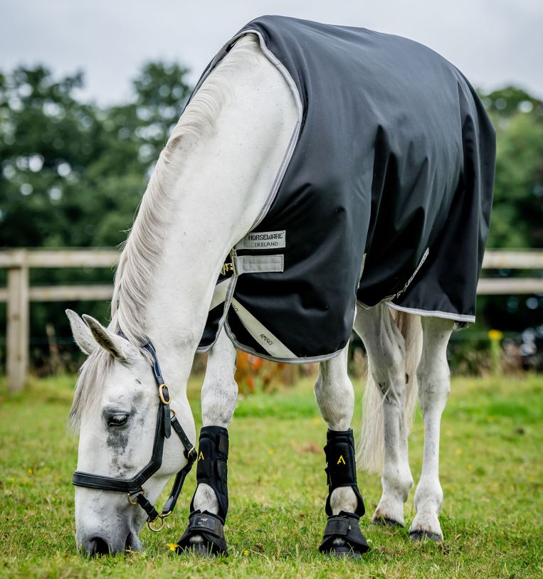 Amigo® Bravo 12 Original Turnout (50g Light)